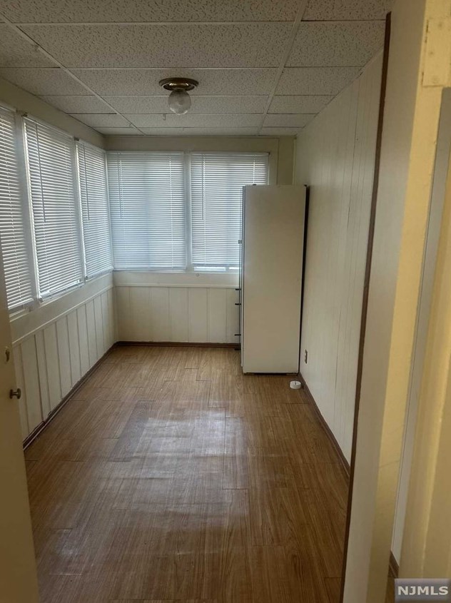 241 Elm Ave, Teaneck NJ  07666-2322 exterior