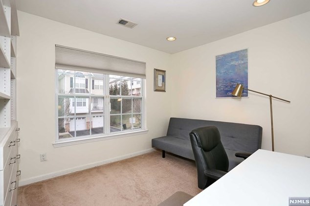 144 Mountainside Dr, Pompton Falls NJ  07442-1757 exterior