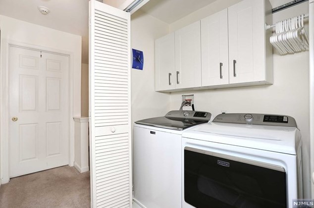 144 Mountainside Dr, Pompton Falls NJ  07442-1757 exterior