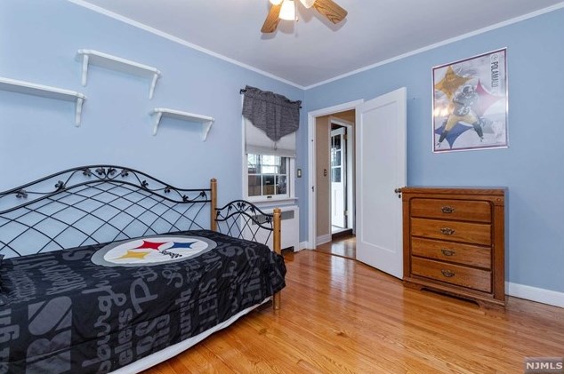 34 Carlton Pl, Rutherford NJ  07070-1120 exterior