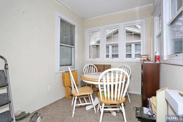 37 Maple Ave, Park Ridge NJ 07656-2148 exterior