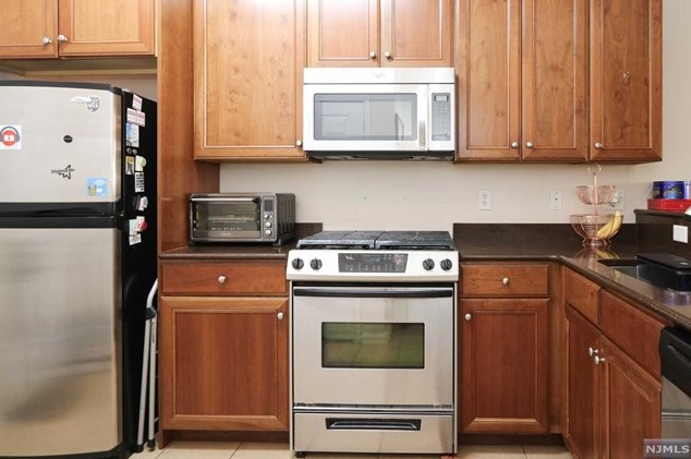 1515 Hamilton St, Belleville NJ 07109-5346 exterior