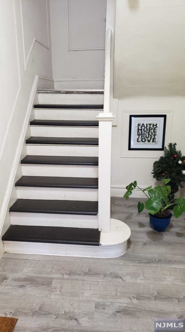 43 Jacoby St, Maplewood NJ  07040-3057 exterior