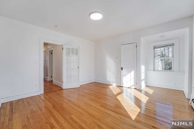 2081 Jones Rd, West Fort Lee NJ 07024-3202 exterior