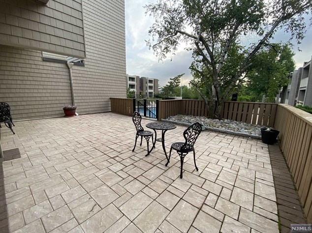 823 Main St, Belleville NJ 07109-3425 exterior