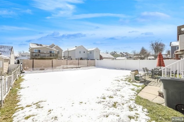 24 Ackerman Ave, Saddle Brook NJ  07663-4802 exterior