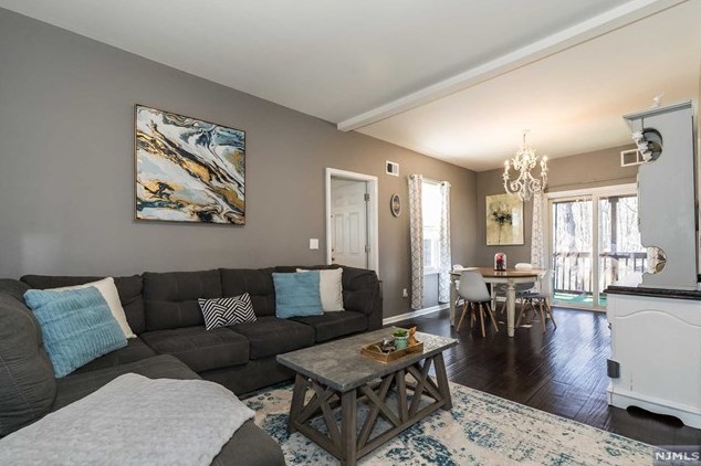 776 Mcbride Ave, West Paterson NJ  07424-2871 exterior