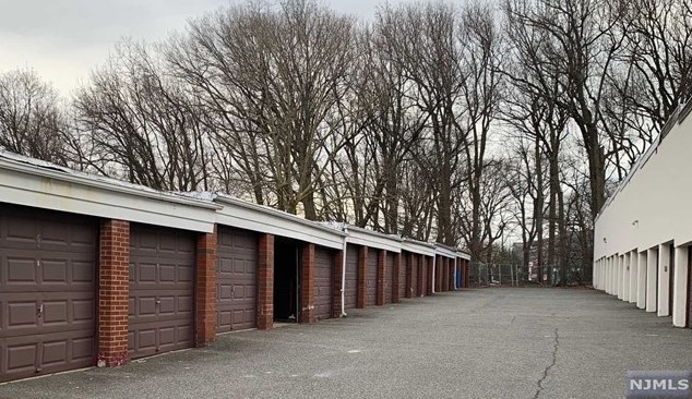 2350 Linwood Ave, West Fort Lee NJ  07024-3819 exterior