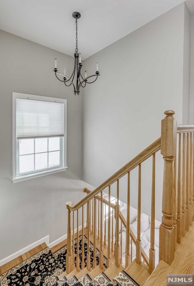 41 Prospect St, Waldwick NJ  07463-1606 exterior