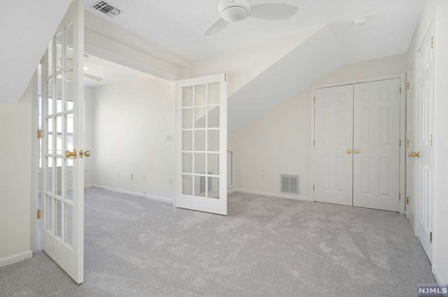 173 Winchester Ct, Clifton NJ  07013-2676 exterior