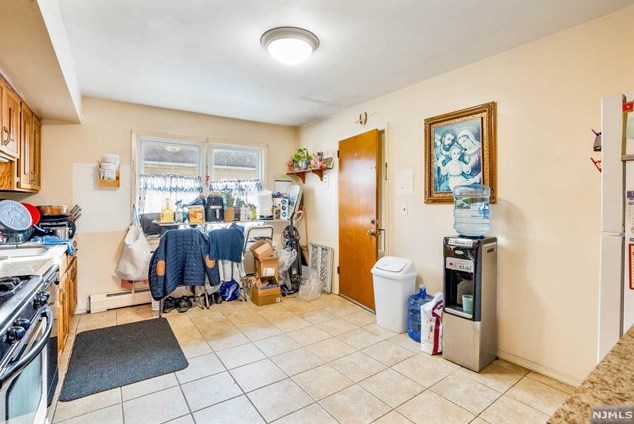 1 Brookside Ave, Elmwood Park NJ  07407-1950 exterior