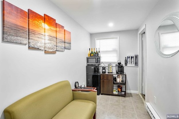 1 Brookside Ave, Elmwood Park NJ  07407-1950 exterior