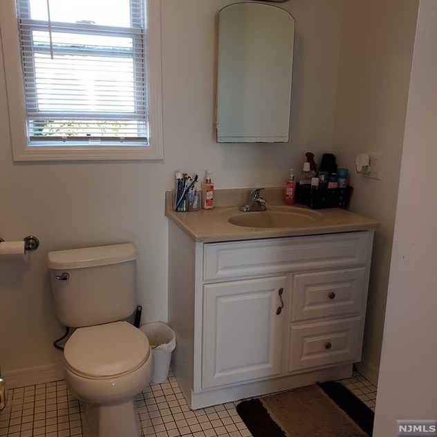 13 Cornish St, Washington NJ 07882-2102 exterior