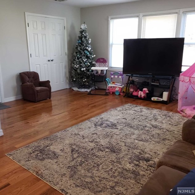 13 Cornish St, Washington NJ 07882-2102 exterior