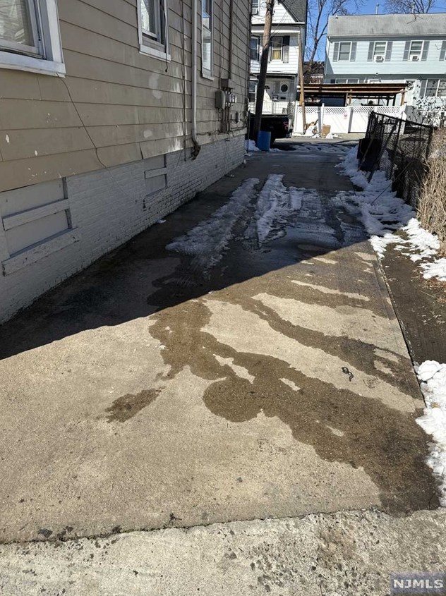 88 6 St, Paterson NJ 07522-1348 exterior