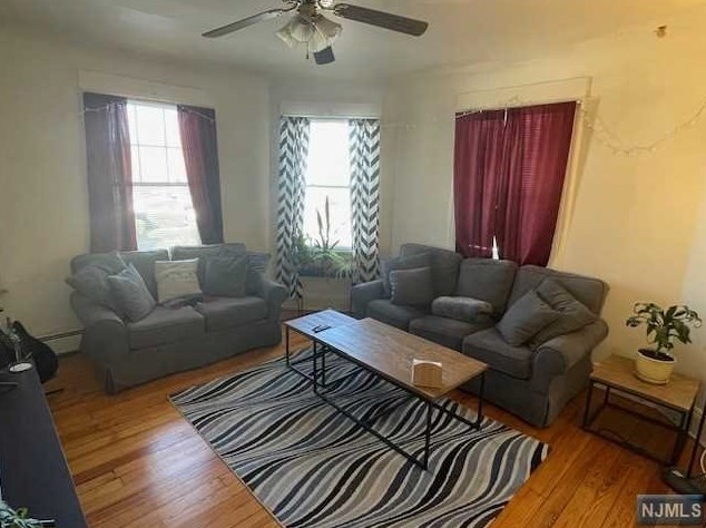 170 Larch Ave, Teaneck NJ  07666-2308 exterior