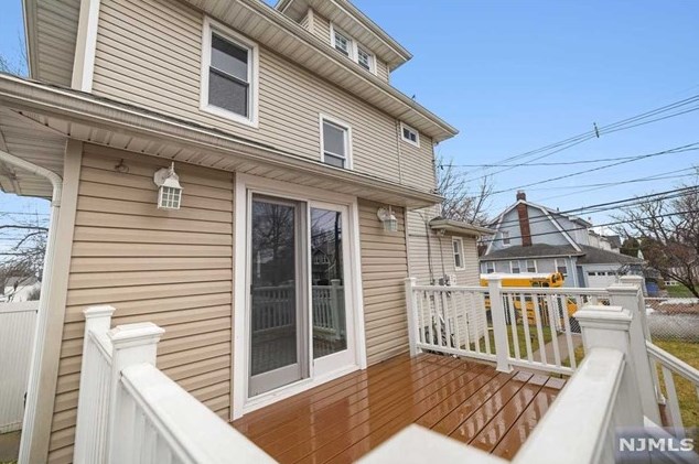 40 Palisade Ave, Bogota NJ  07603-1827 exterior