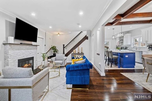 40 Palisade Ave, Bogota NJ  07603-1827 exterior