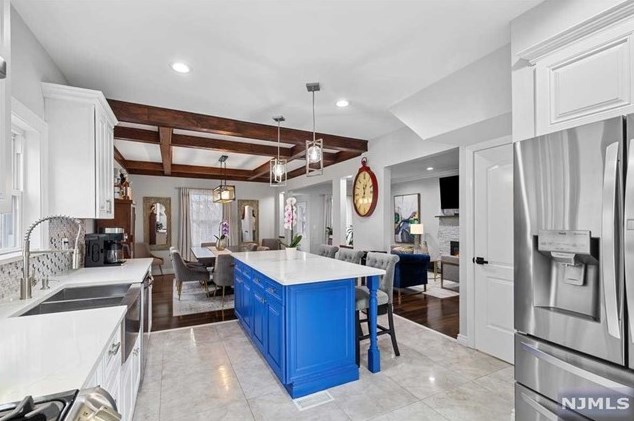 40 Palisade Ave, Bogota NJ  07603-1827 exterior