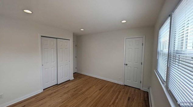 73 Kossuth St, Wallington NJ  07057-1621 exterior