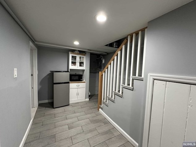 8 Watson Ave, Town Center NJ 07052-6026 exterior