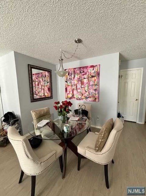 1452 York St, Mahwah NJ 07430-3263 exterior