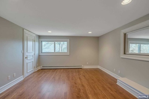 147 Saddlewood Dr, Hillsdale NJ  07642-1331 exterior