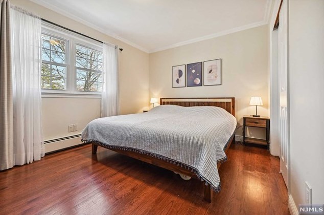 58 Gilmore Ave, Cresskill NJ  07626-1120 exterior