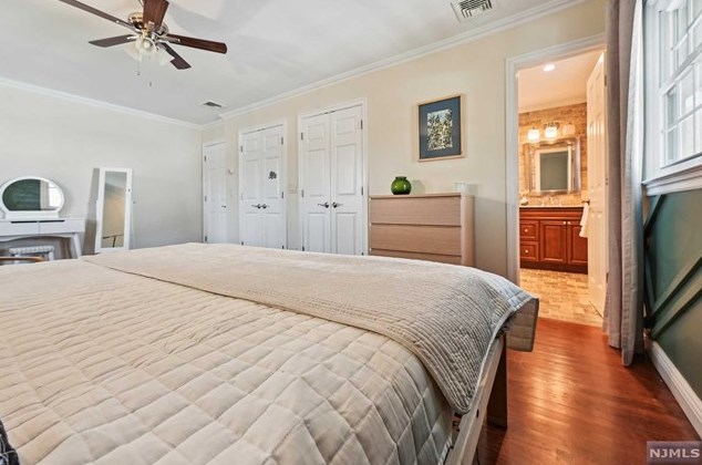 58 Gilmore Ave, Cresskill NJ  07626-1120 exterior