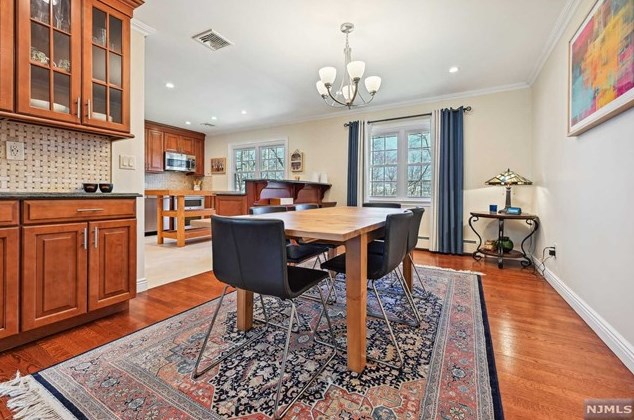 58 Gilmore Ave, Cresskill NJ  07626-1120 exterior