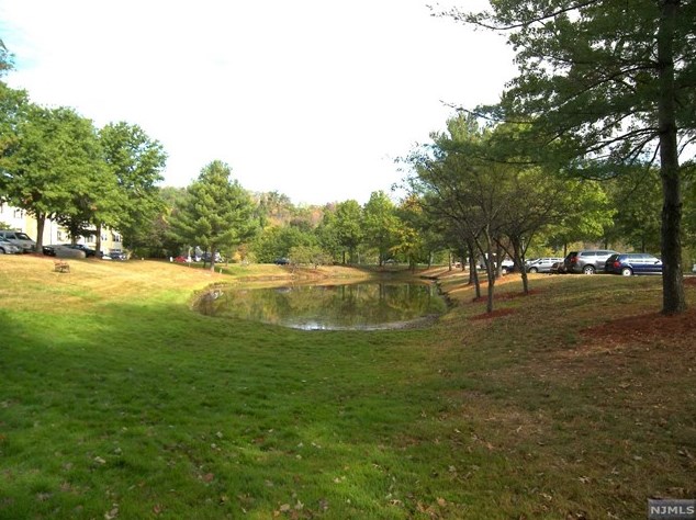 212 Robertson Way, Lincoln Park NJ  07035-1859 exterior