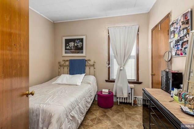 165 Devon St, Kearny NJ 07032-2423 exterior