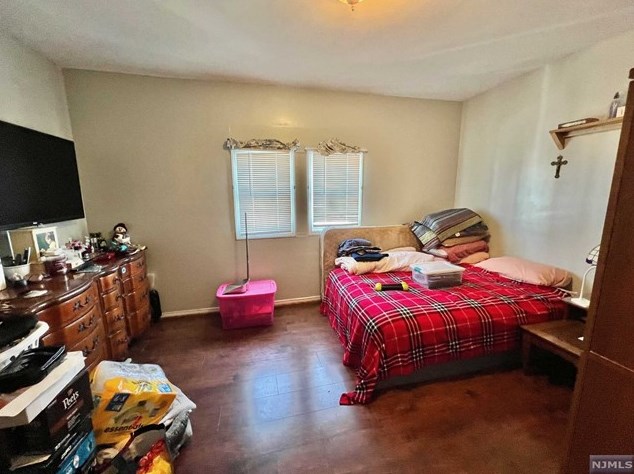 206 7th St, East Newark NJ  07029-2004 exterior