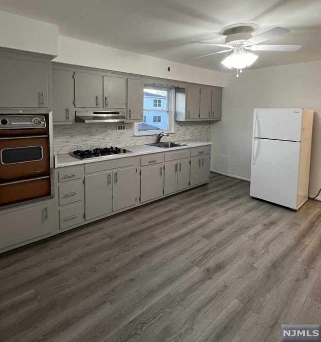 27 Bernice Pl, Lodi NJ  07644-1602 exterior