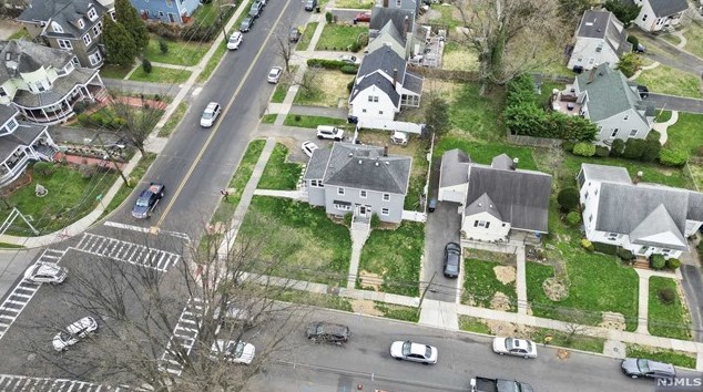 15 Norwood Ave, Plainfield NJ 07060-1354 exterior