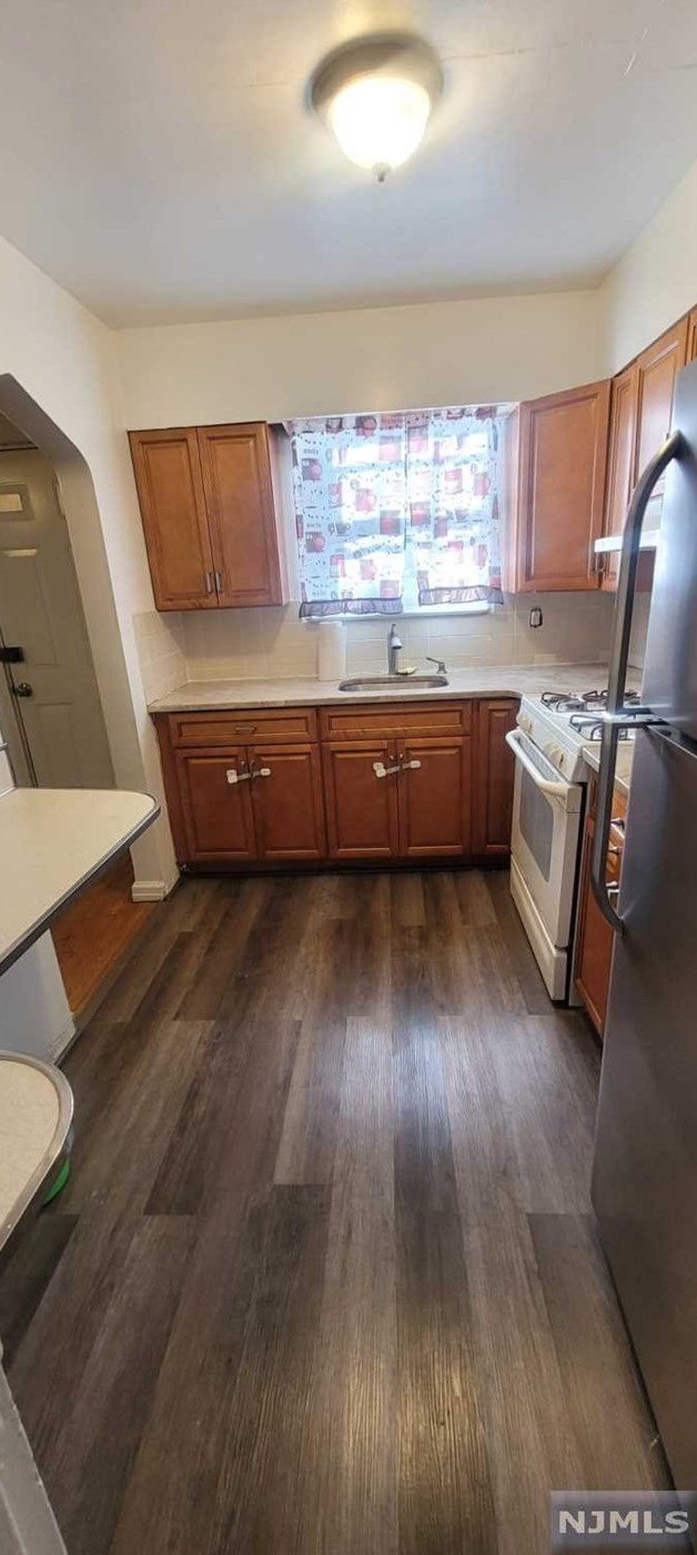 296 29th St, Paterson NJ  07514-1818 exterior