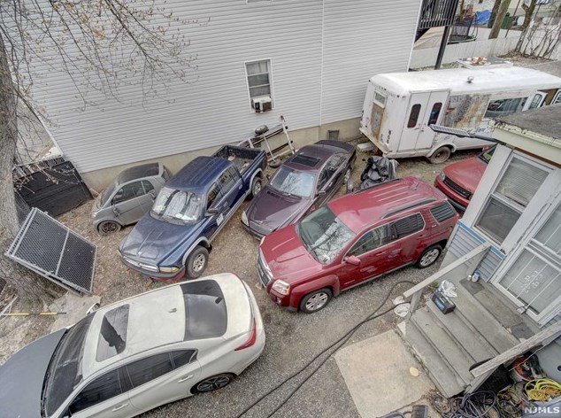 43 Montrose Ter, Irvington NJ  07111-3821 exterior