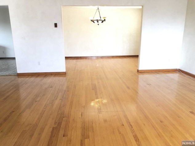 315 13th St, Palisades Park NJ  07650-4079 exterior