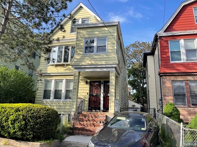 13 Irving Ave, Newark NJ  07112-1822 exterior