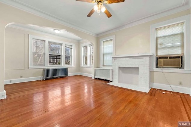 16 Poe Ave, Newark NJ  07106-1507 exterior