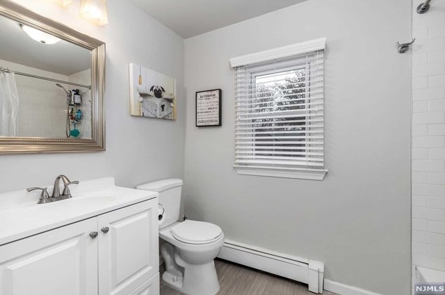 4 Hawthorne St, Rutherford NJ 07070-1126 exterior