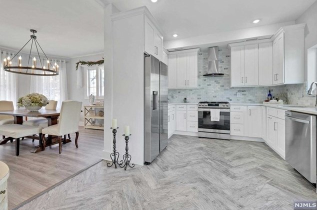 36 Myrtle St, Rutherford NJ  07070-1130 exterior