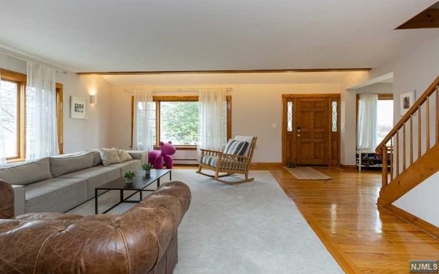 82 Westervelt Ave, Tenafly NJ  07670-2024 exterior