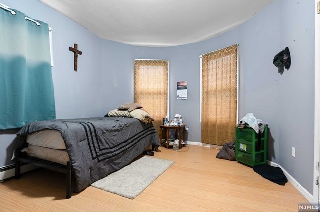 19 Martin St, Paterson NJ  07501-3103 exterior