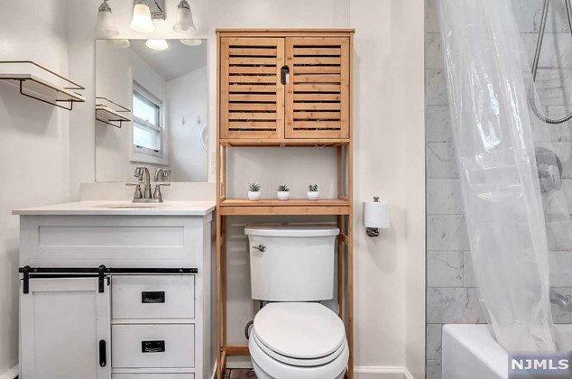 713 Salem St, Teaneck NJ 07666-5321 exterior