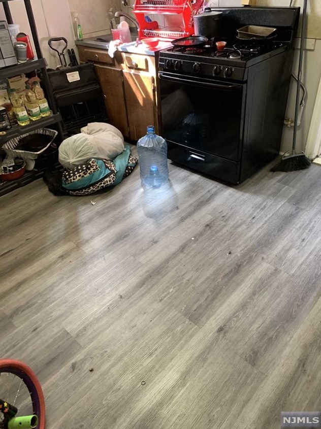 400 Summer St, Paterson NJ 07501-3414 exterior