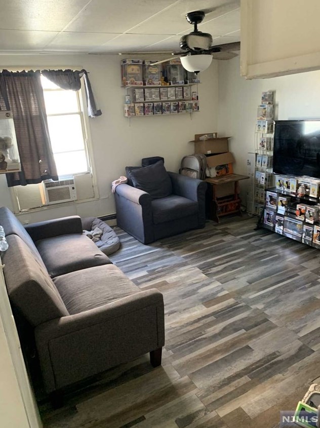 400 Summer St, Paterson NJ 07501-3414 exterior