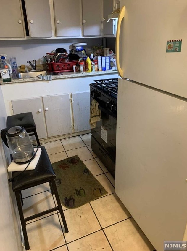 400 Summer St, Paterson NJ 07501-3414 exterior