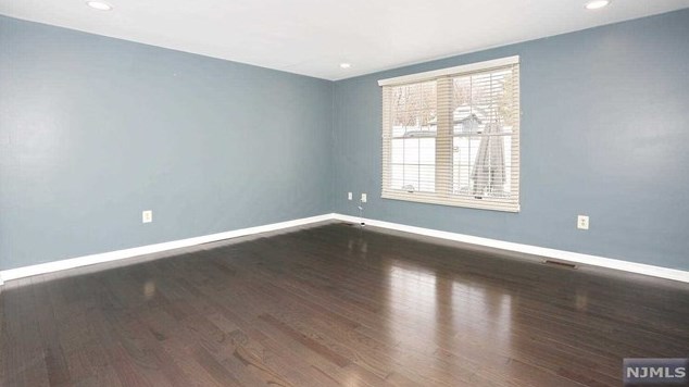 101 Westwood Blvd, Westwood NJ  07675-2521 exterior