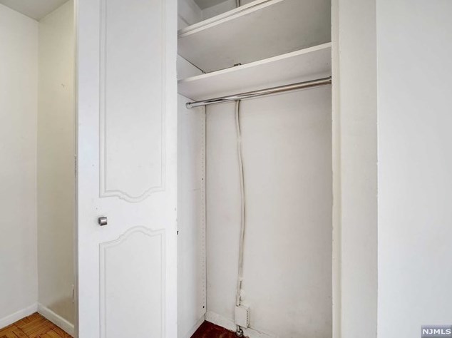 2100 Linwood Ave, West Fort Lee NJ  07024-3101 exterior